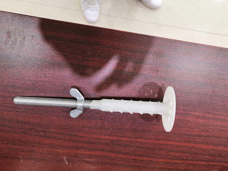 CQ免拆复合保温模板专用连接件