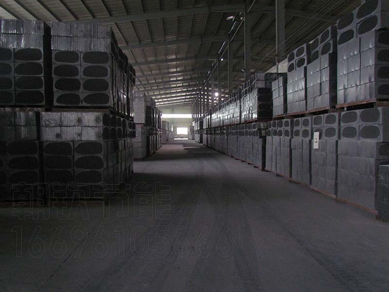 石墨改性水泥基保温板